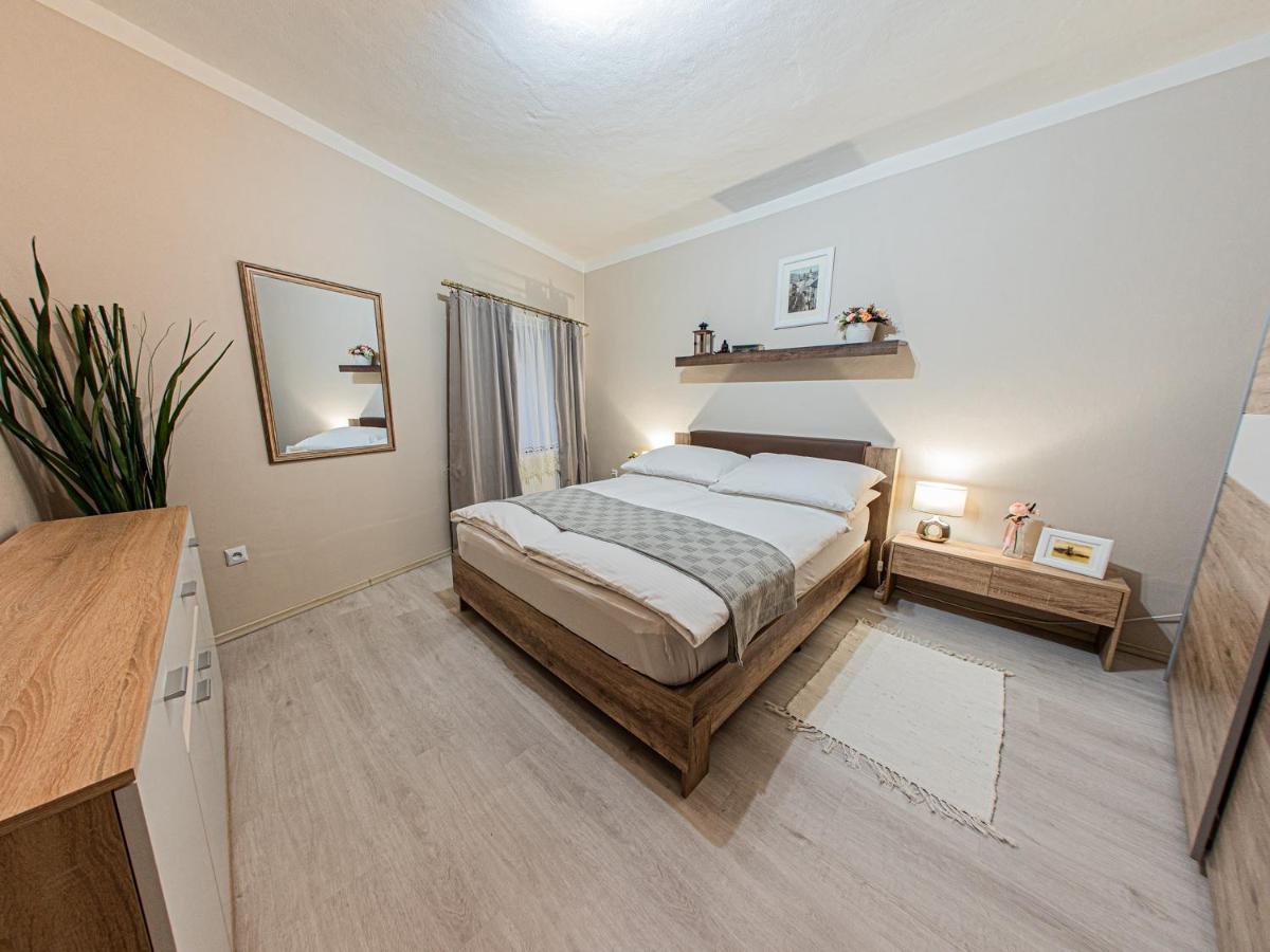 Frauenberg Apartment Banska Stiavnica Ngoại thất bức ảnh
