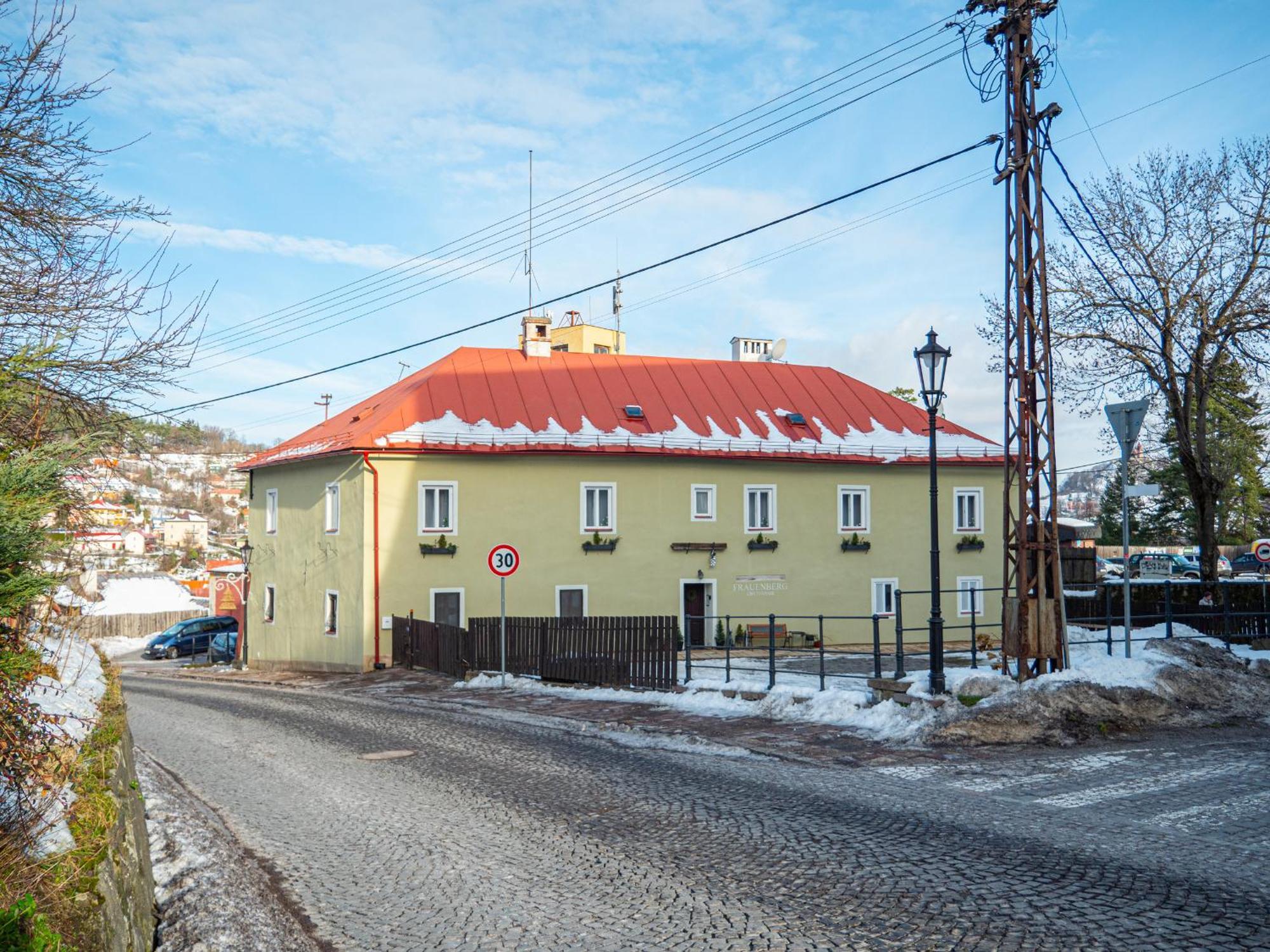 Frauenberg Apartment Banska Stiavnica Ngoại thất bức ảnh
